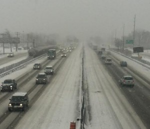 Drivers on Sunrise Highway in Bay Shore ignore warnings to stay off the roads during a snow storm Monday, Feb. 3, 2014.
