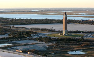 The Jones Beach traffic circle on Ocean Parkway looking north. The parkway opened between Meadowbrook and Wantagh parkways two weeks ago before the rest of Ocean Parkway reopened Monday. (Kevin Kane)