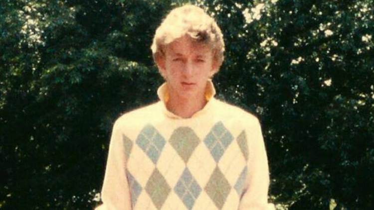 Clinton Kelly as a Comsewogue High Schooler himself