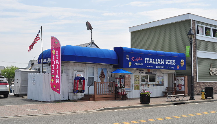Ralph's Italian Ice in Freeport (Photo: Joe Mabel/Wikimedia Commons)
