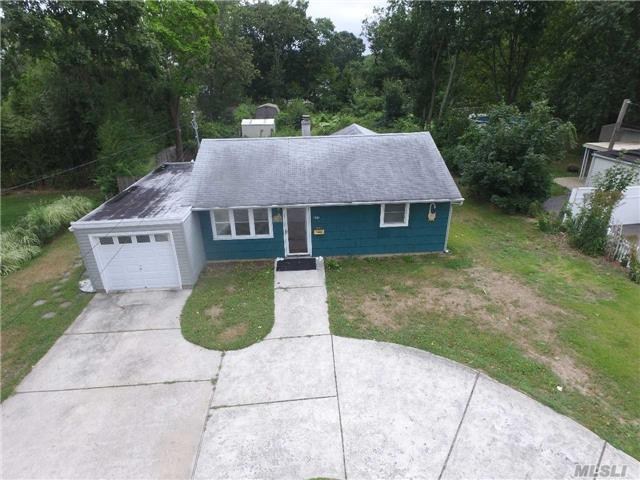 Long Island real estate open houses