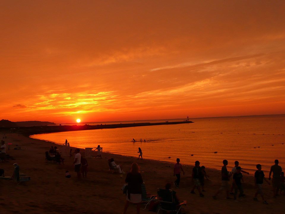Meschutt Beach