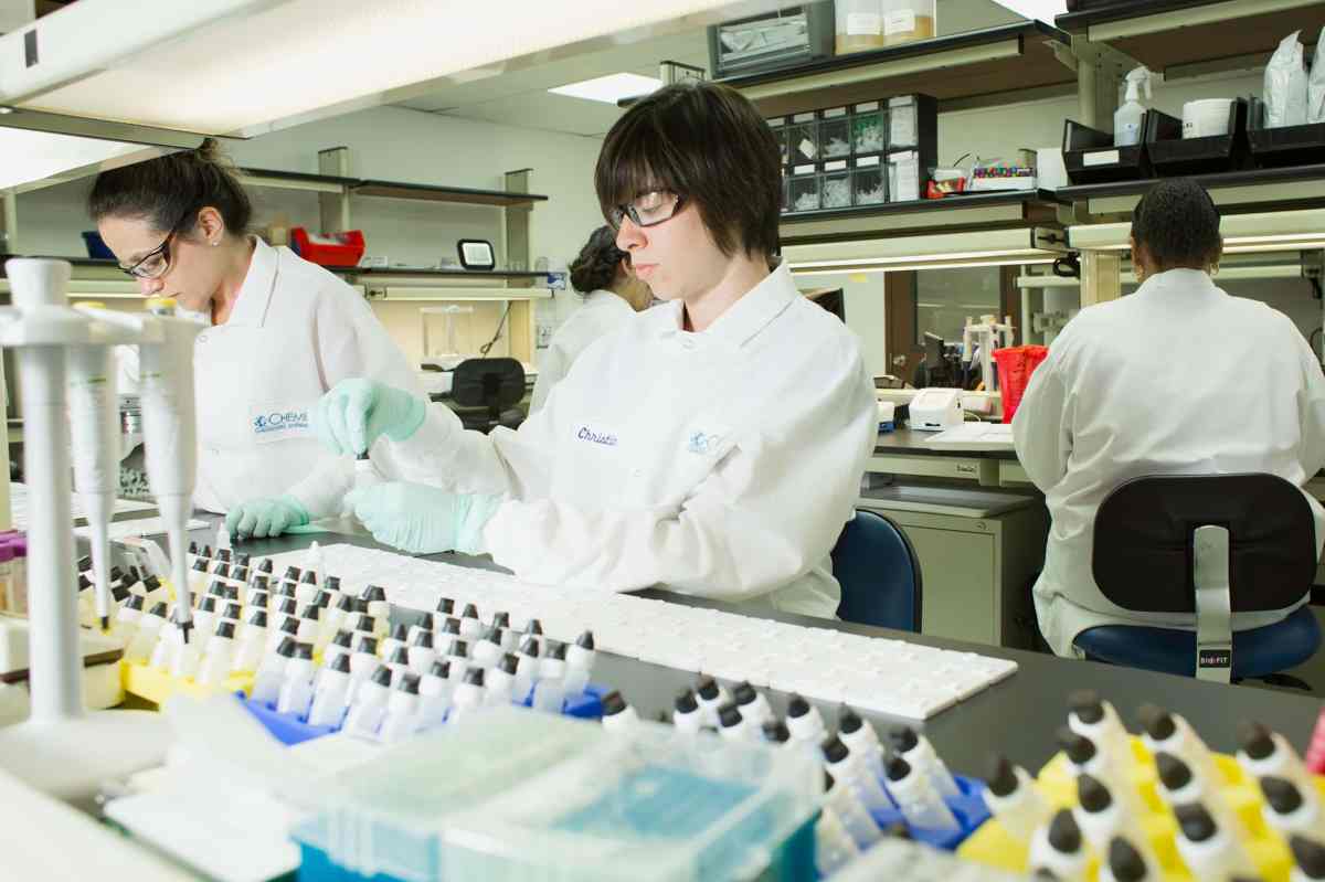Chembio picture (1)