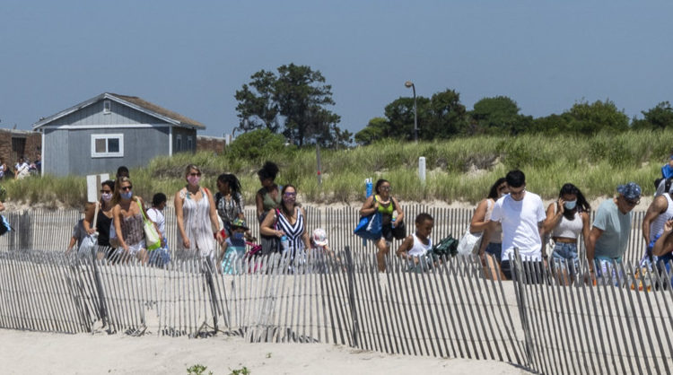 A crowded Jones Beach on Saturday, July 19_4_1
