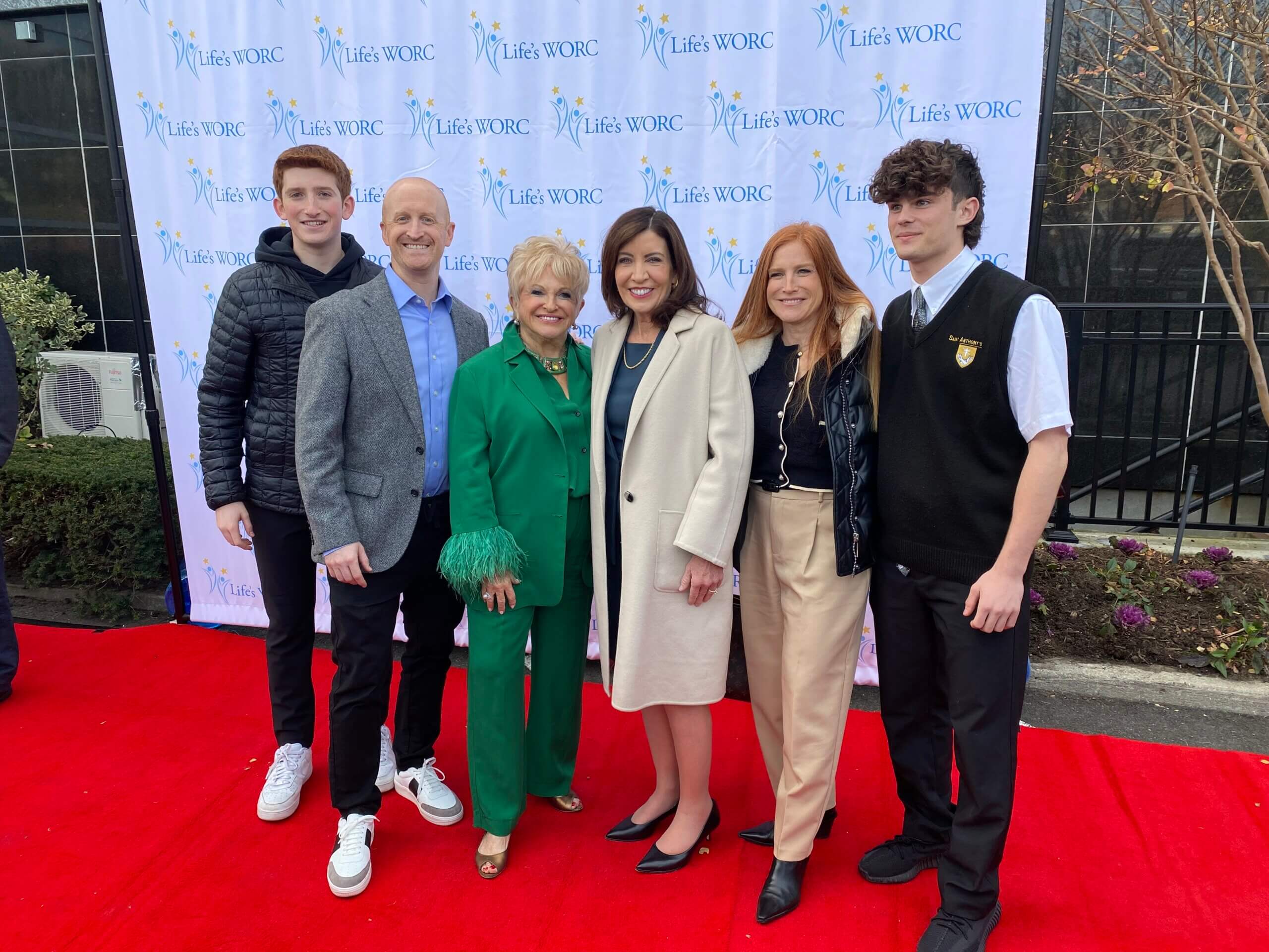 Hochul 3