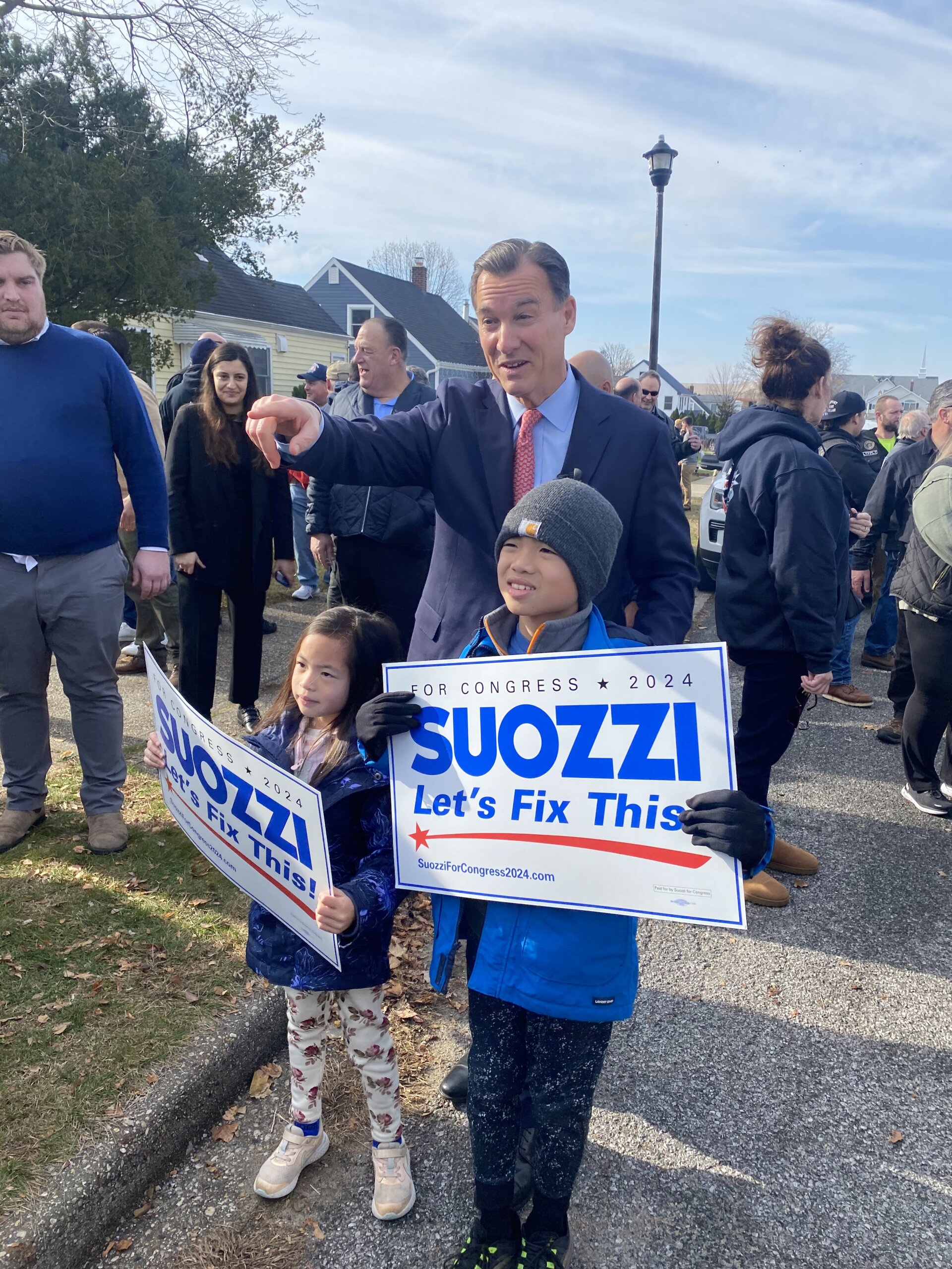 Tom Suozzi