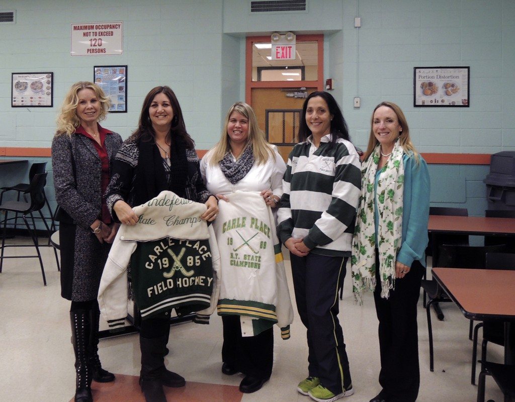Kristen Reed, Jennifer Selhorn, Christine Imrie, Annette McKeough and Aileen Laino