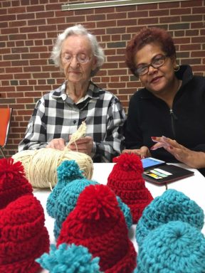 GNSCVolunteerB Knitting