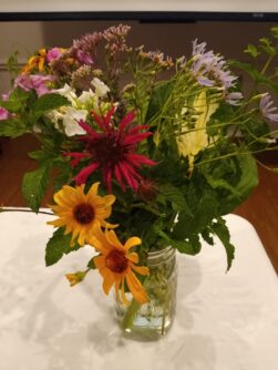 9 LVGC rain sallies bouquet 7 23 24 251x334 1
