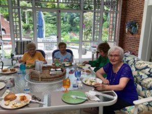 garden club C 445x334 1