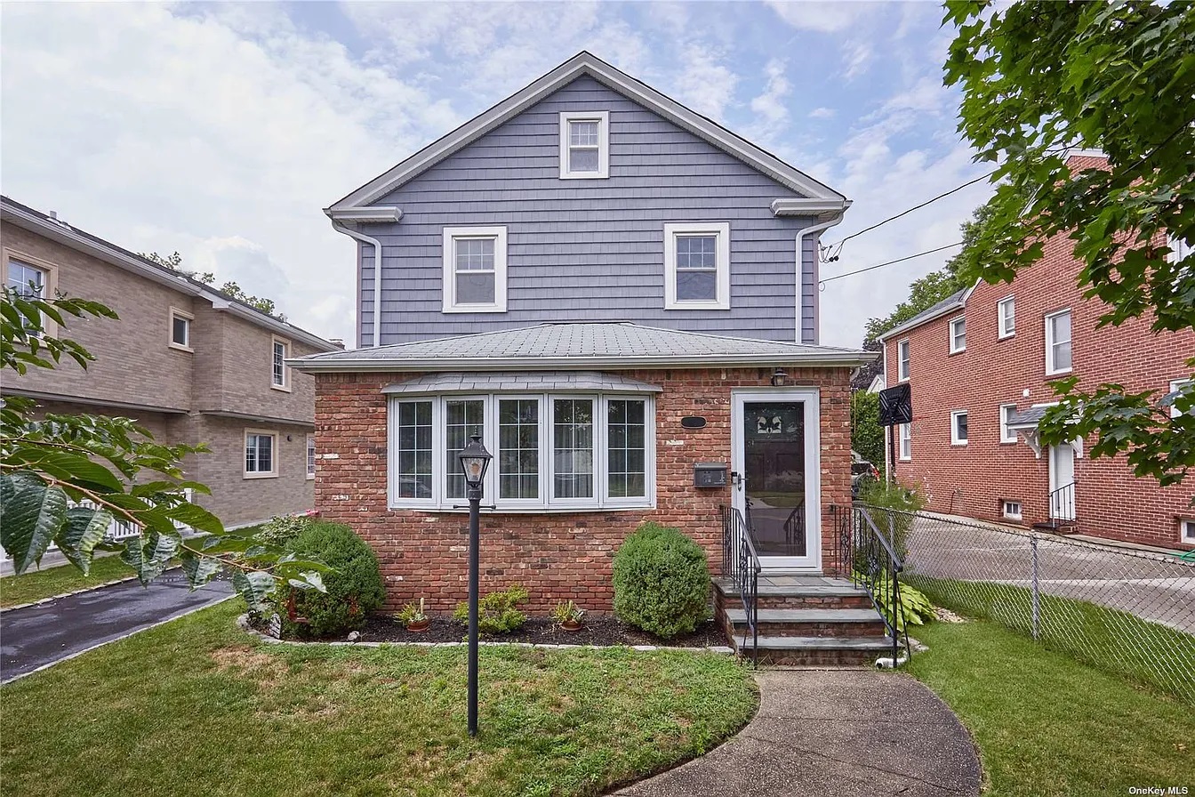 193 Lowell Avenue in Floral Park