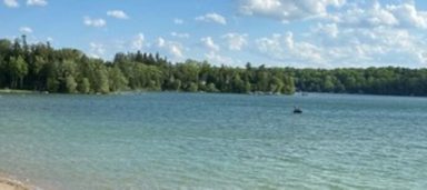 WI1 (c) Geri Bain-the lake