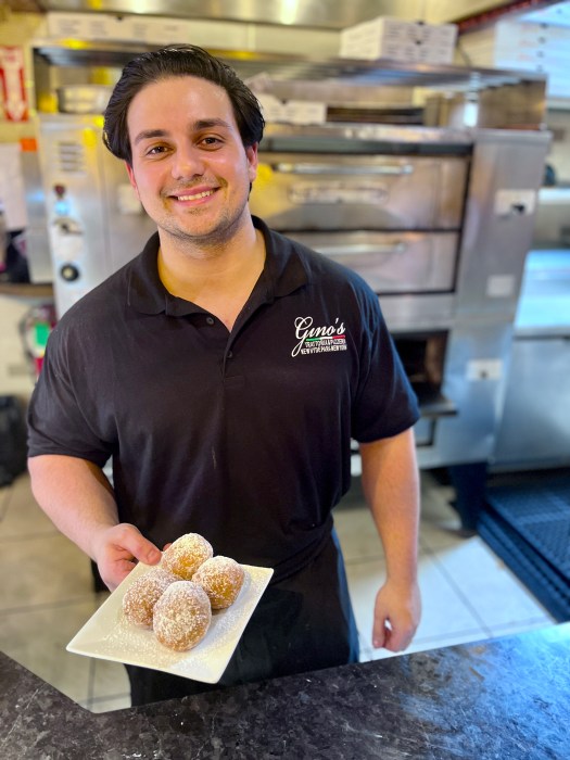 zeppoles