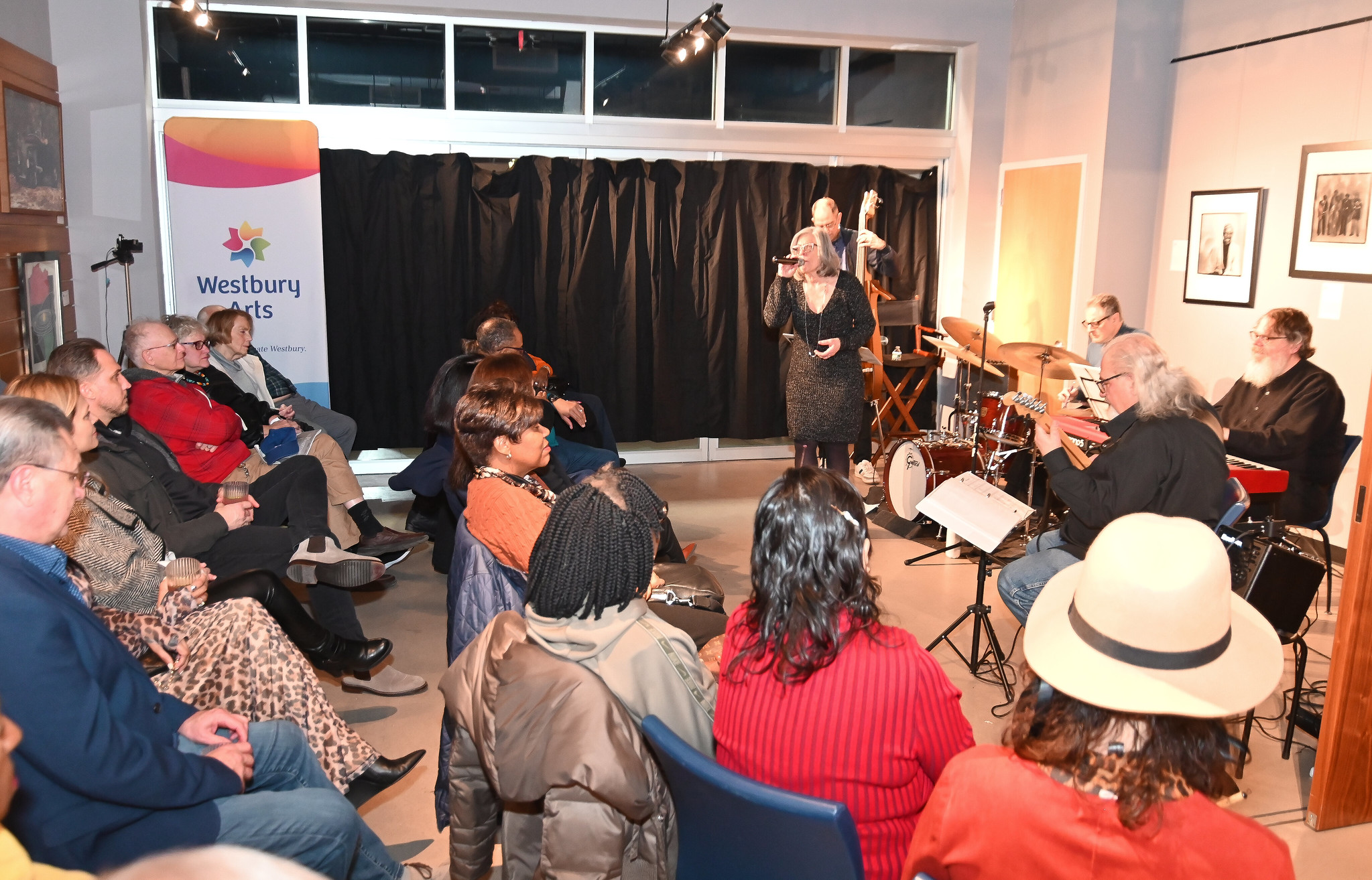 It was a full house as guests enjoyed the music of The Julie Lyon Quintet at Westbury Arts.