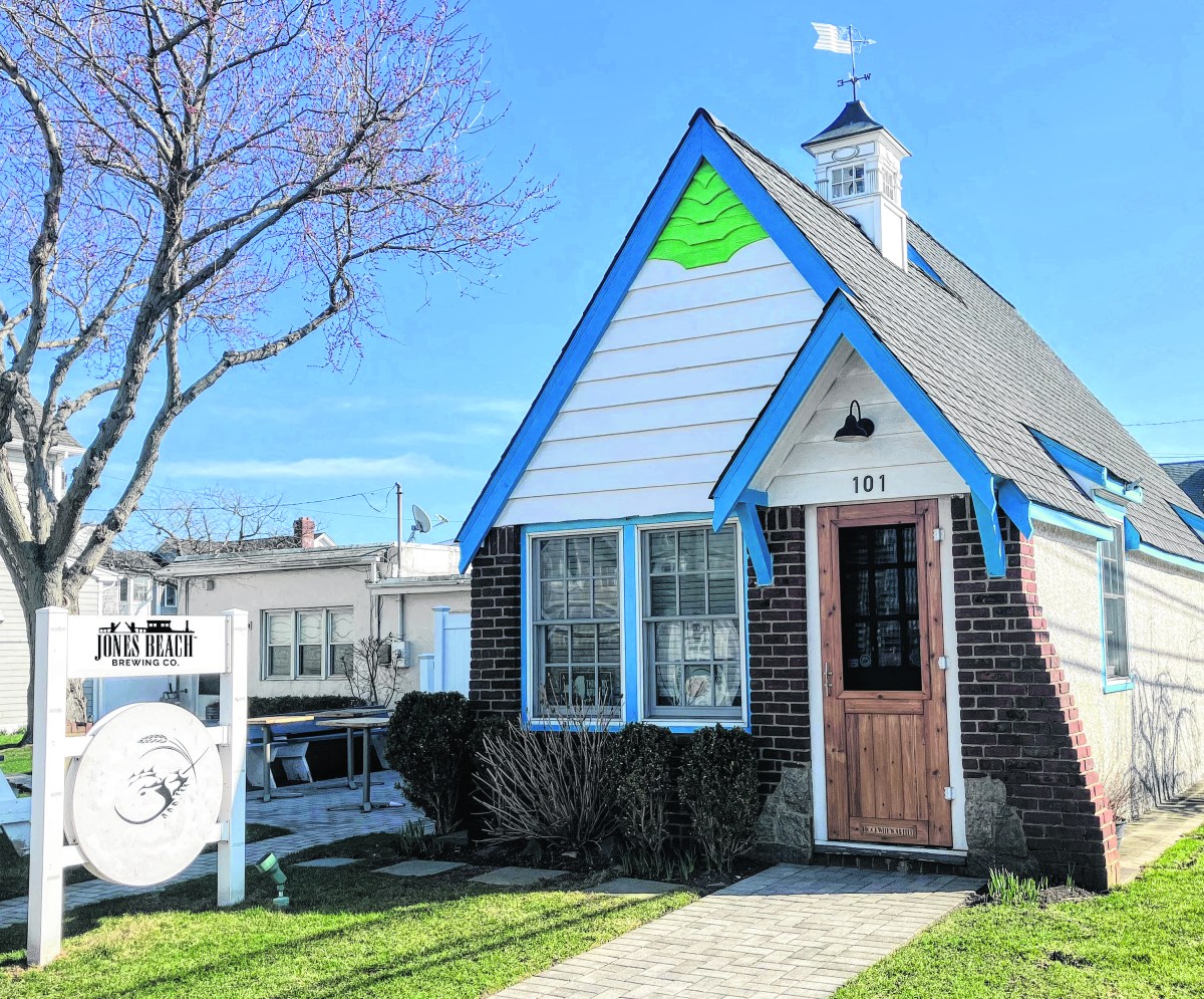 Jones Beach Brewing Co., a new taproom in Point Lookout, opened its doors in March.