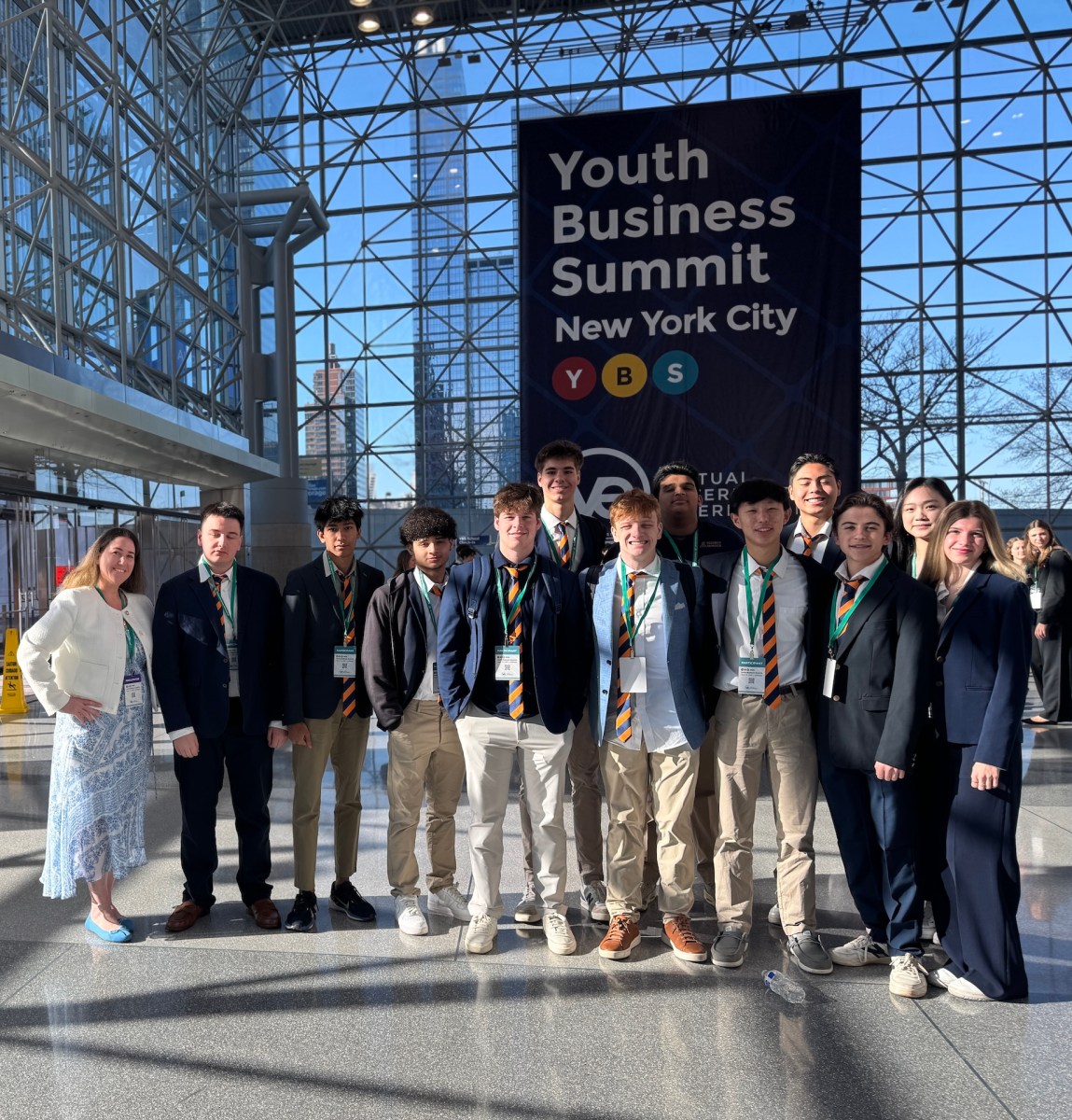 On April 8, the Manhasset High School Virtual Enterprise class attended the Youth Business Summit at Jacob Javits Center and earned a bronze medal for “Best Sales Pitch.”