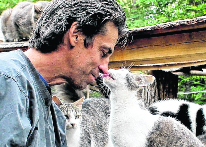 Christopher Arsenault, founder of Happy Cat Sanctuary, sacrificed his own life to save more than 200 cats from a fire.