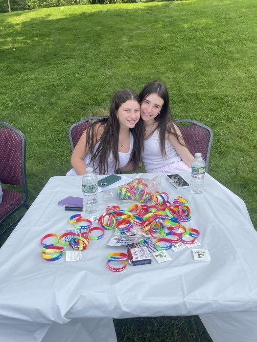 High school students Noah Greenberg and Mia Kopelowitz.