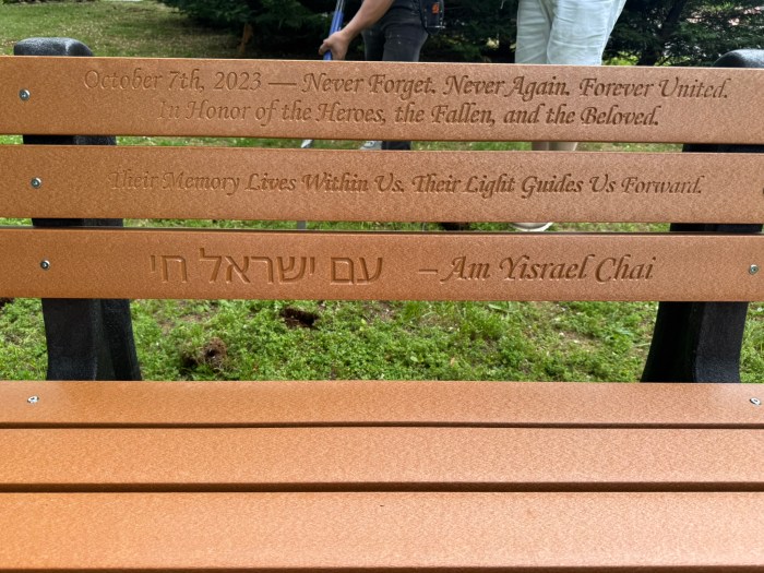 Bench dedicated to those who lost their lives on Oct. 7 in Roslyn.