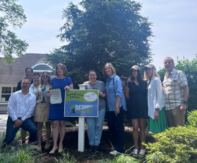 Residents Foward LIRR Project