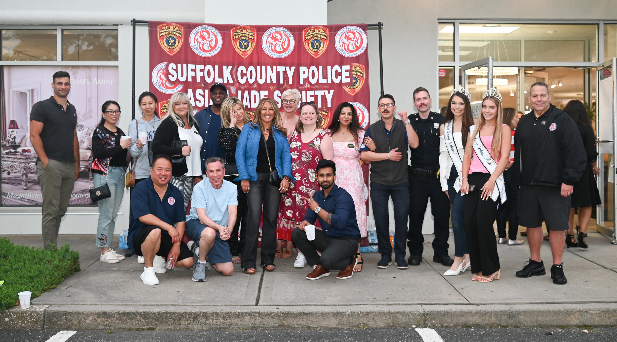 Asian Jade Society of Suffolk County held their 2025 11th anniversary bbq with Mets legend Mookie Wilson.