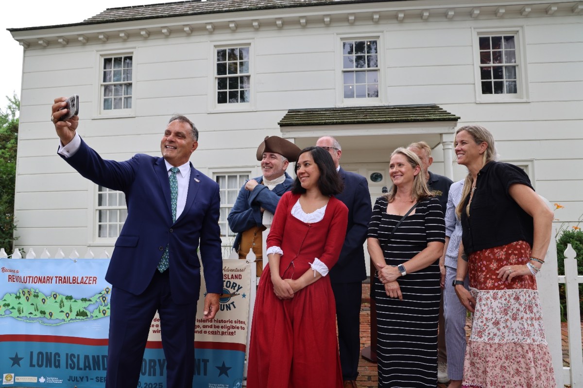 Oyster Bay Town Supervisor Joseph Saladino (Far L.) takes a selfie with representatives from the Robert David Lion Gardiner Foundation, the Oyster Bay Railroad Museum, Theodore Roosevelt Sanctuary & Audubon Center and Raynham Hall Museum